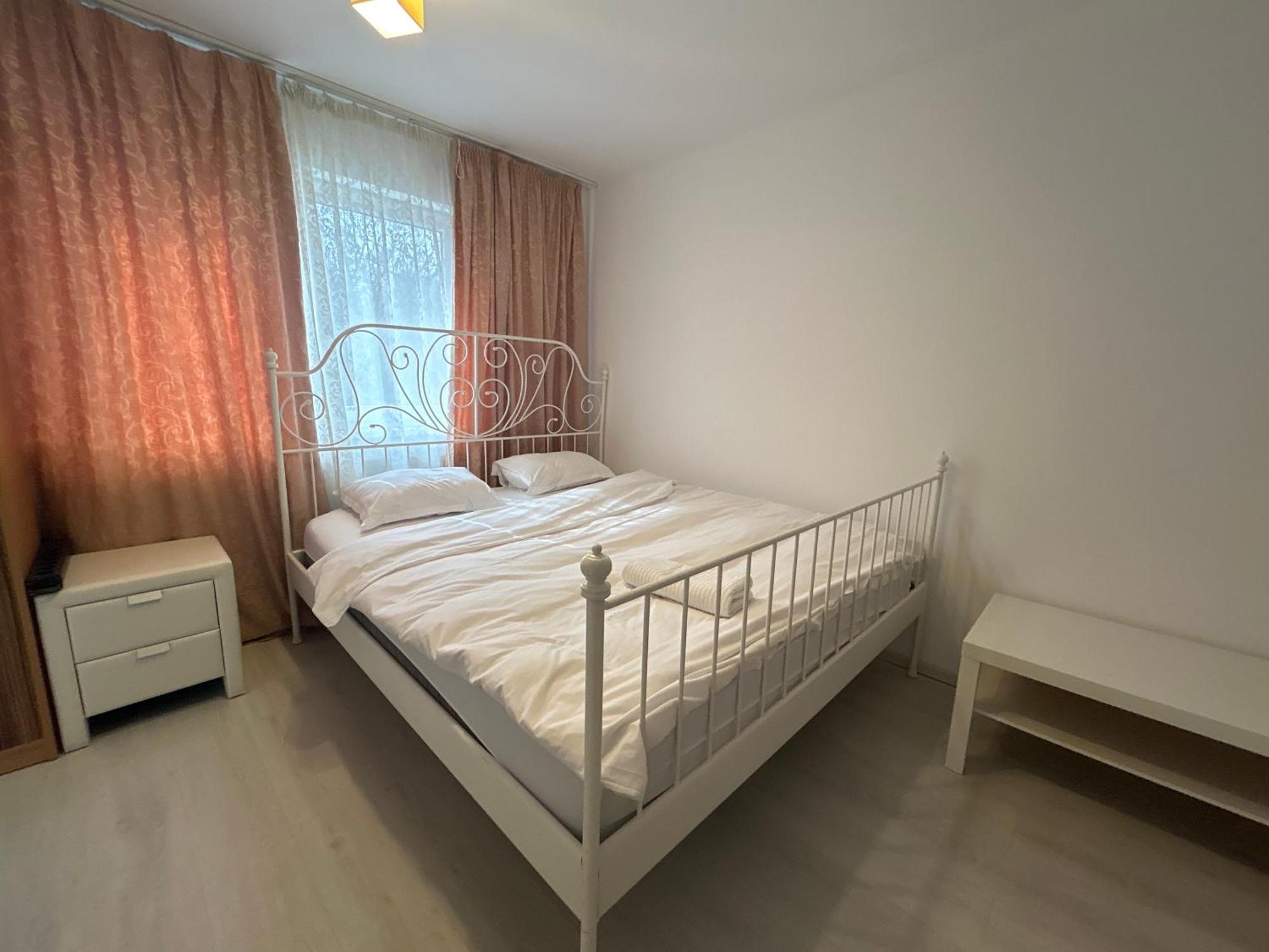 Appartement Piata Sudului Host à Bucarest Extérieur photo